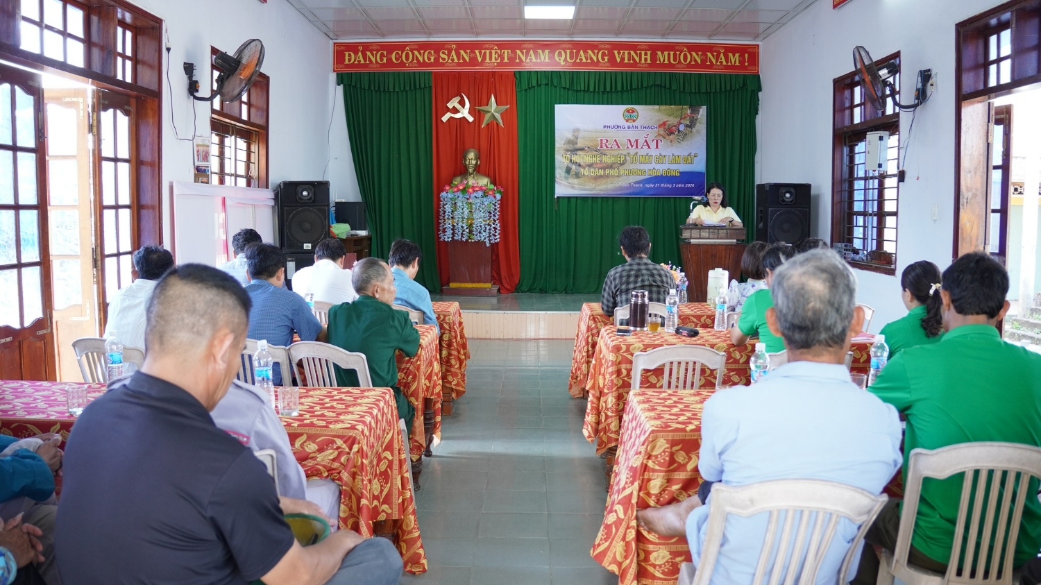 quang cảnh hội nghị