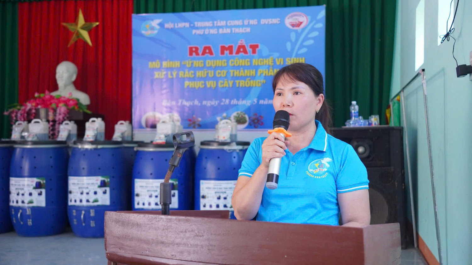 HỘI LHPN PHƯỜNG RA MẮT MÔ HÌNH XỬ LÝ RÁC HỮU CƠ BẰNG CÔNG NGHỆ VI SINH